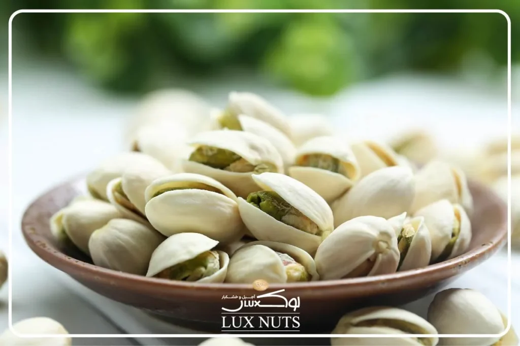 آیا پسته خام چاق کننده است ؟